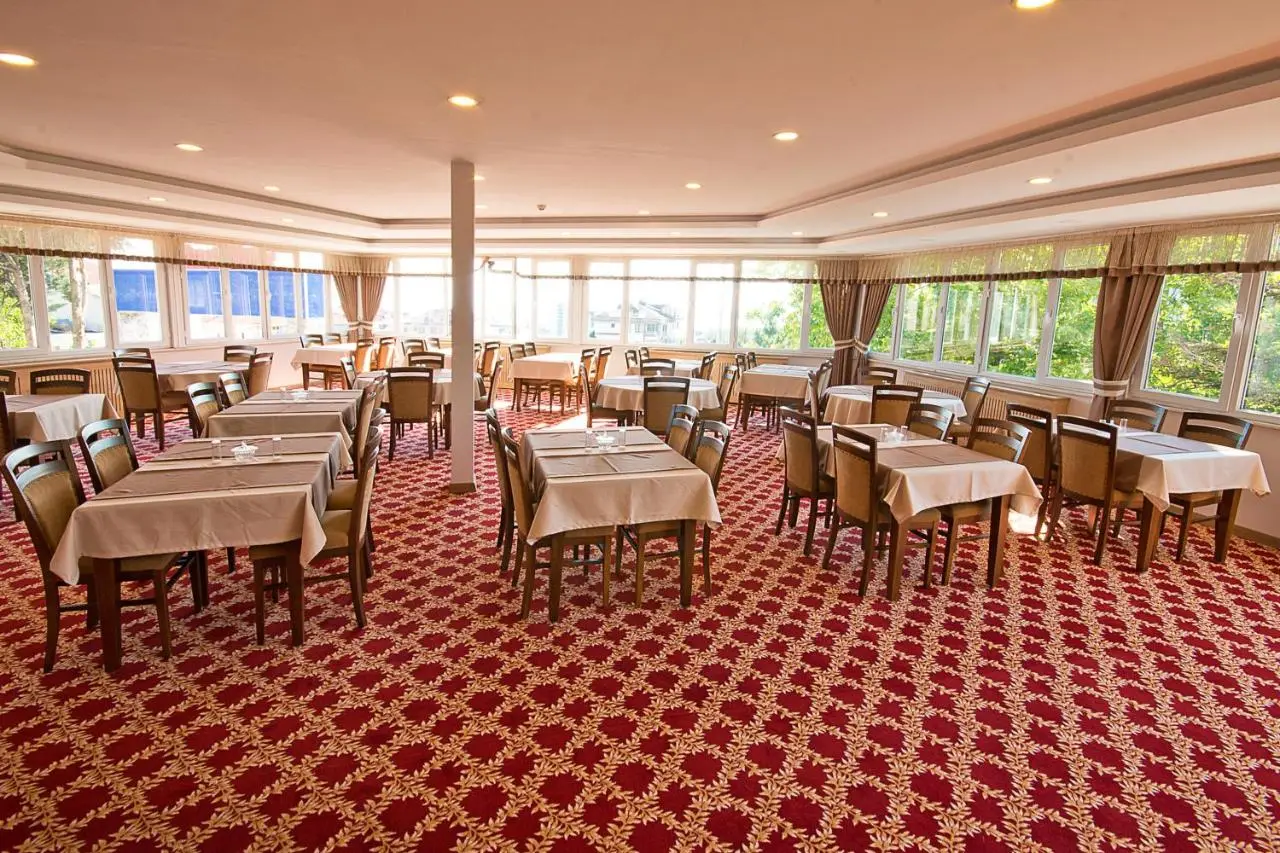 Lion City Hotel
