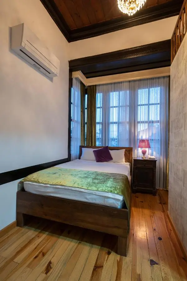 Cedrus Hotel