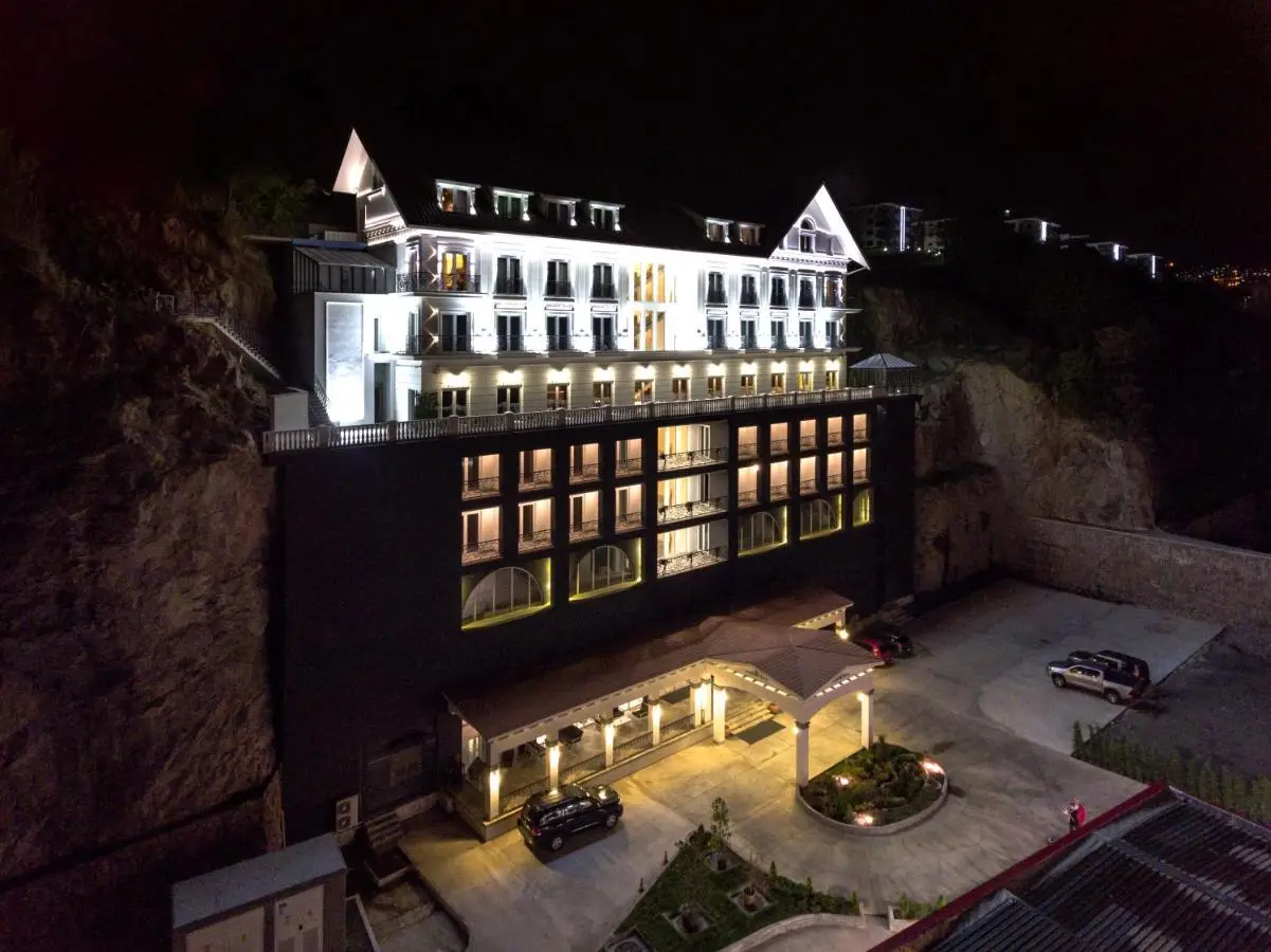 Mell Hotel