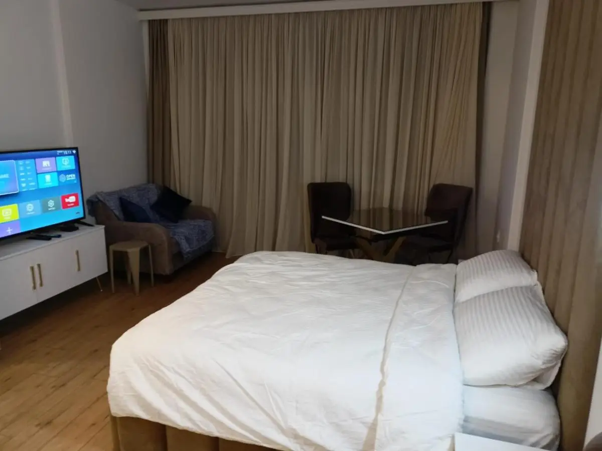 Solo Visit Apartments 1709 B