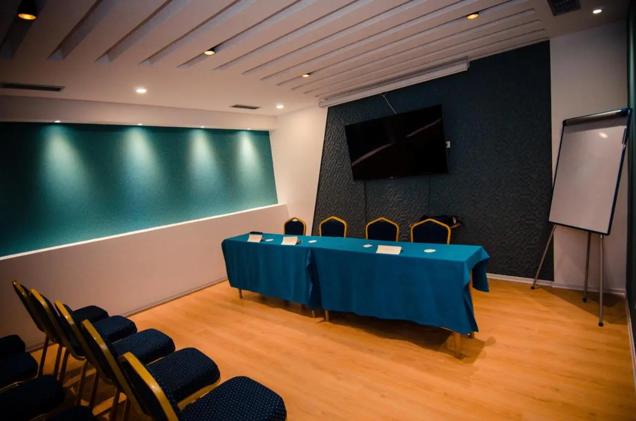 VH Eurostar Tirana Hotel Congress & Tirana Spa