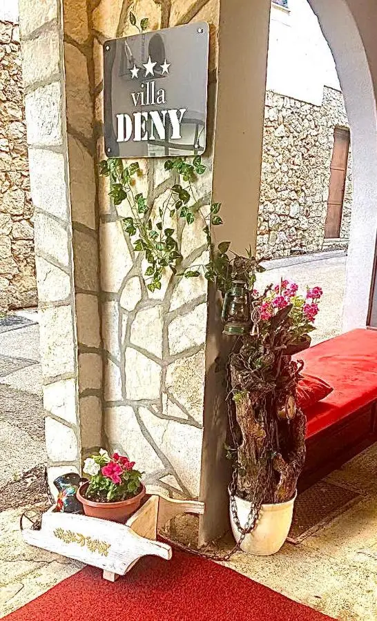 "VILLA DENY" Boutique HOTEL - included "FREE PARKING"