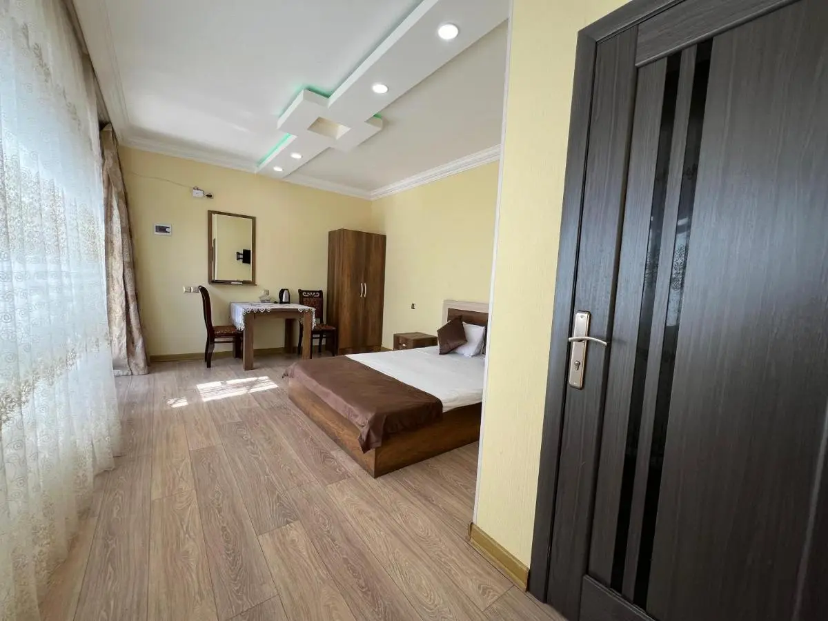 Rahat Hotel