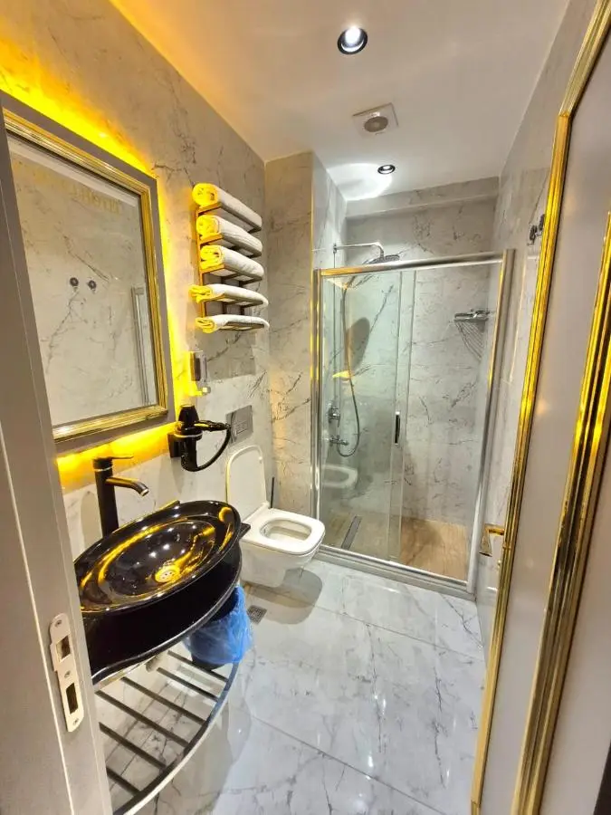 Taksim La Marino Hotel