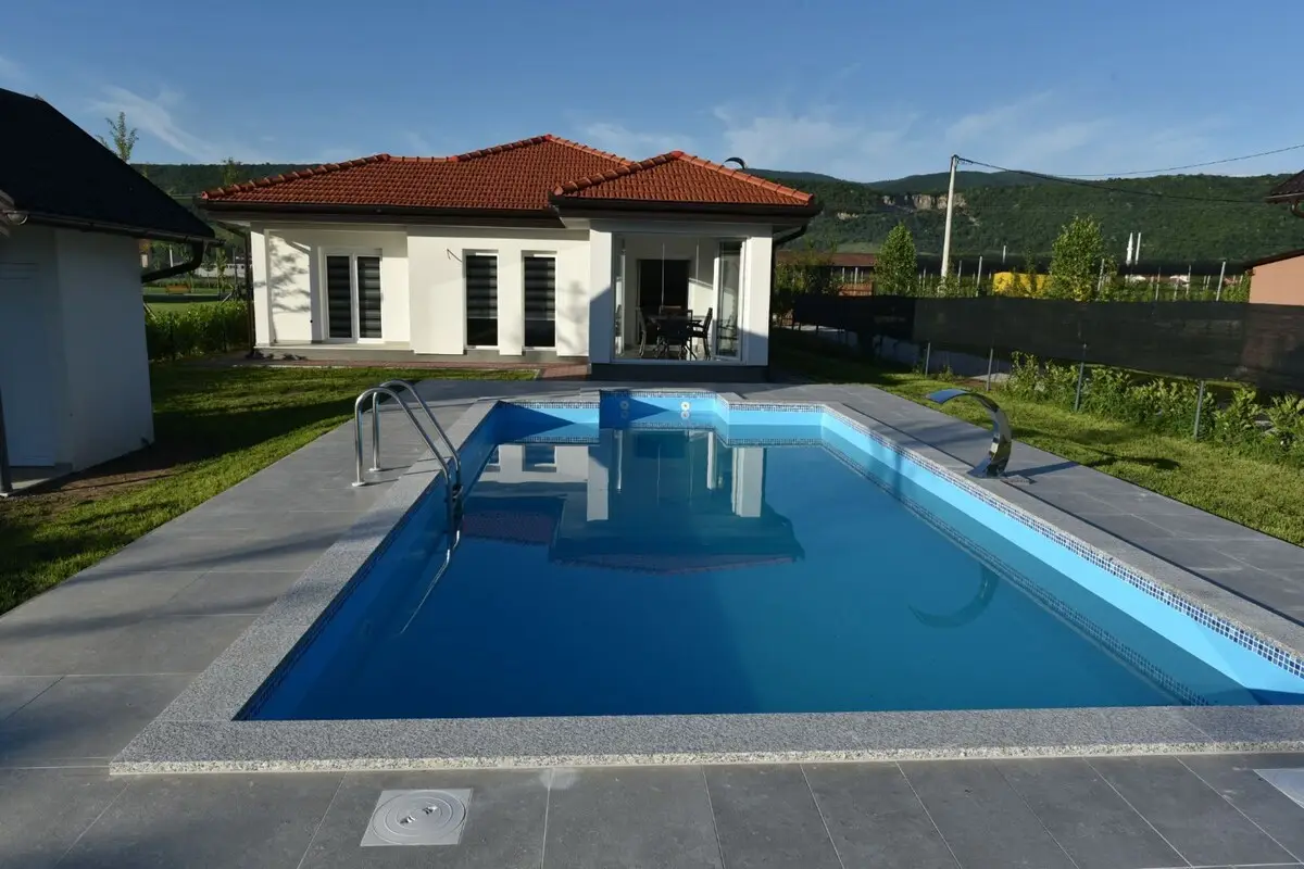 Luxury Home Meri