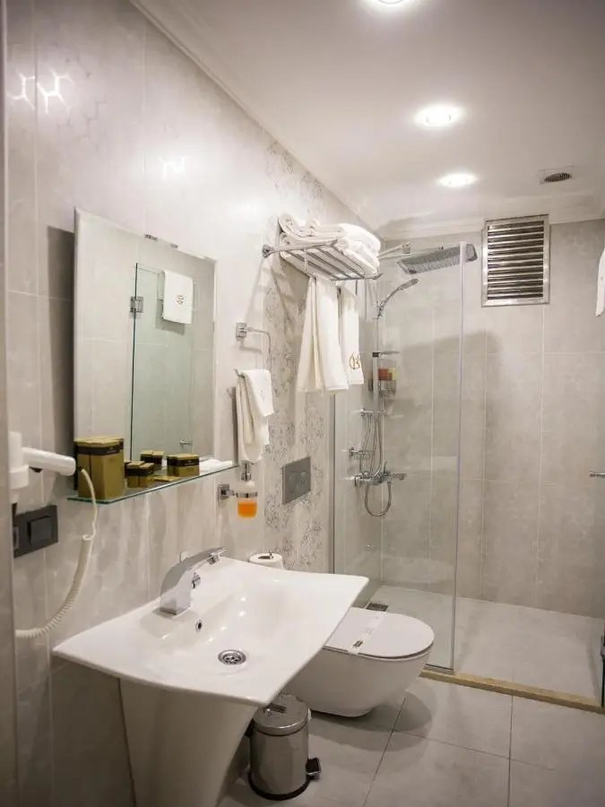 Bonne Sante Hotel