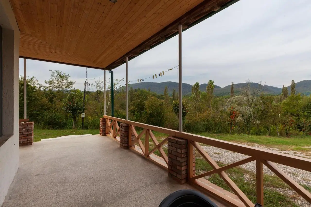 Renovated 3-bedroom House in Nature - Iskia Estate