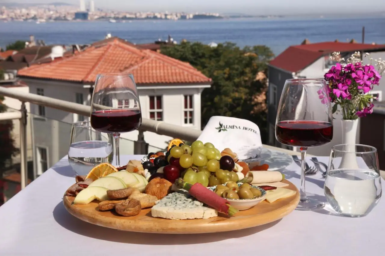 Almina Guest House