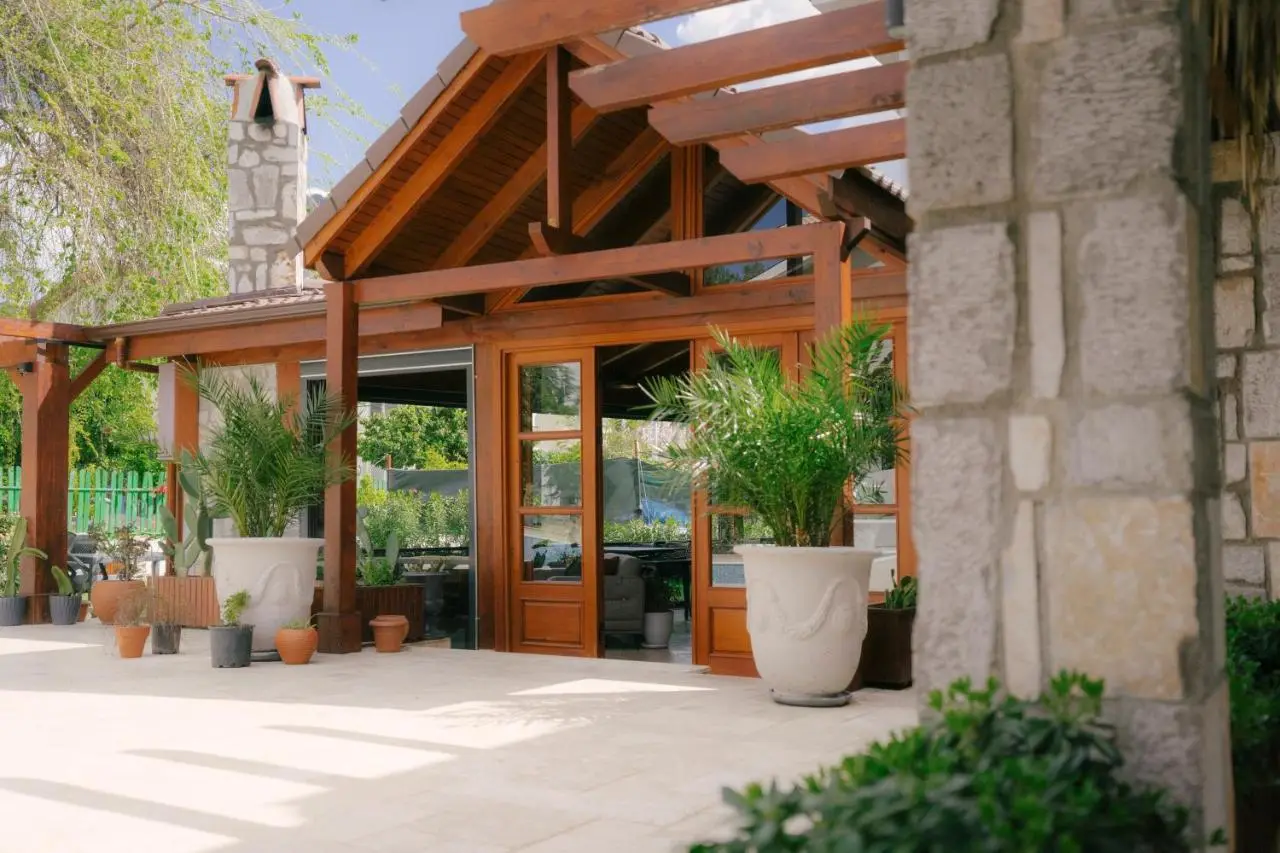 WEST HOUSE EXCLUSIVE HOTEL