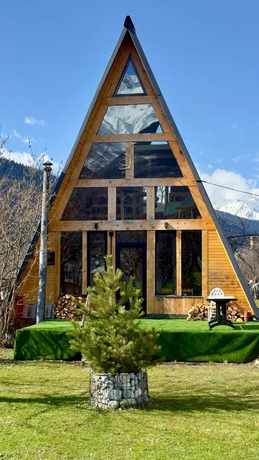 A-frame mestia