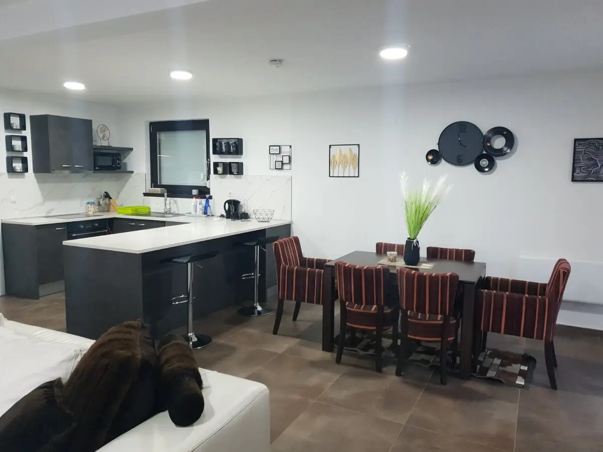 Villa Arkado - 3-bedroom villa with outdoor pool