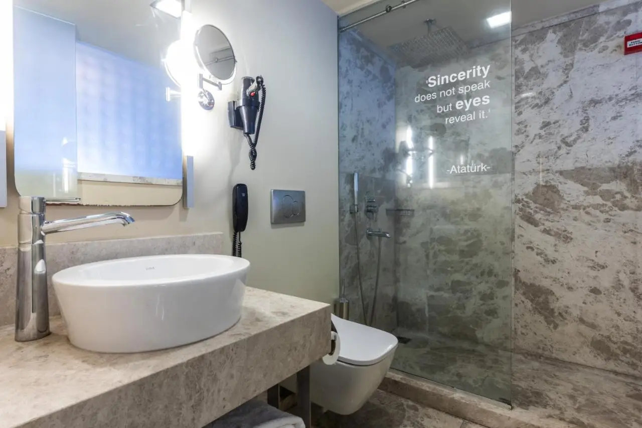 Ramada By Wyndham Istanbul Pera