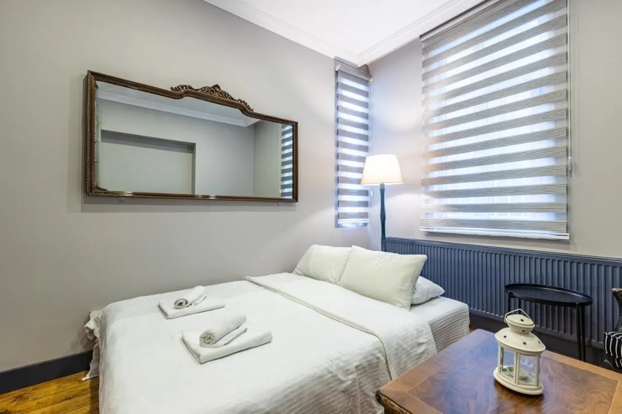 Ganbaru Tours - Flats in Galata