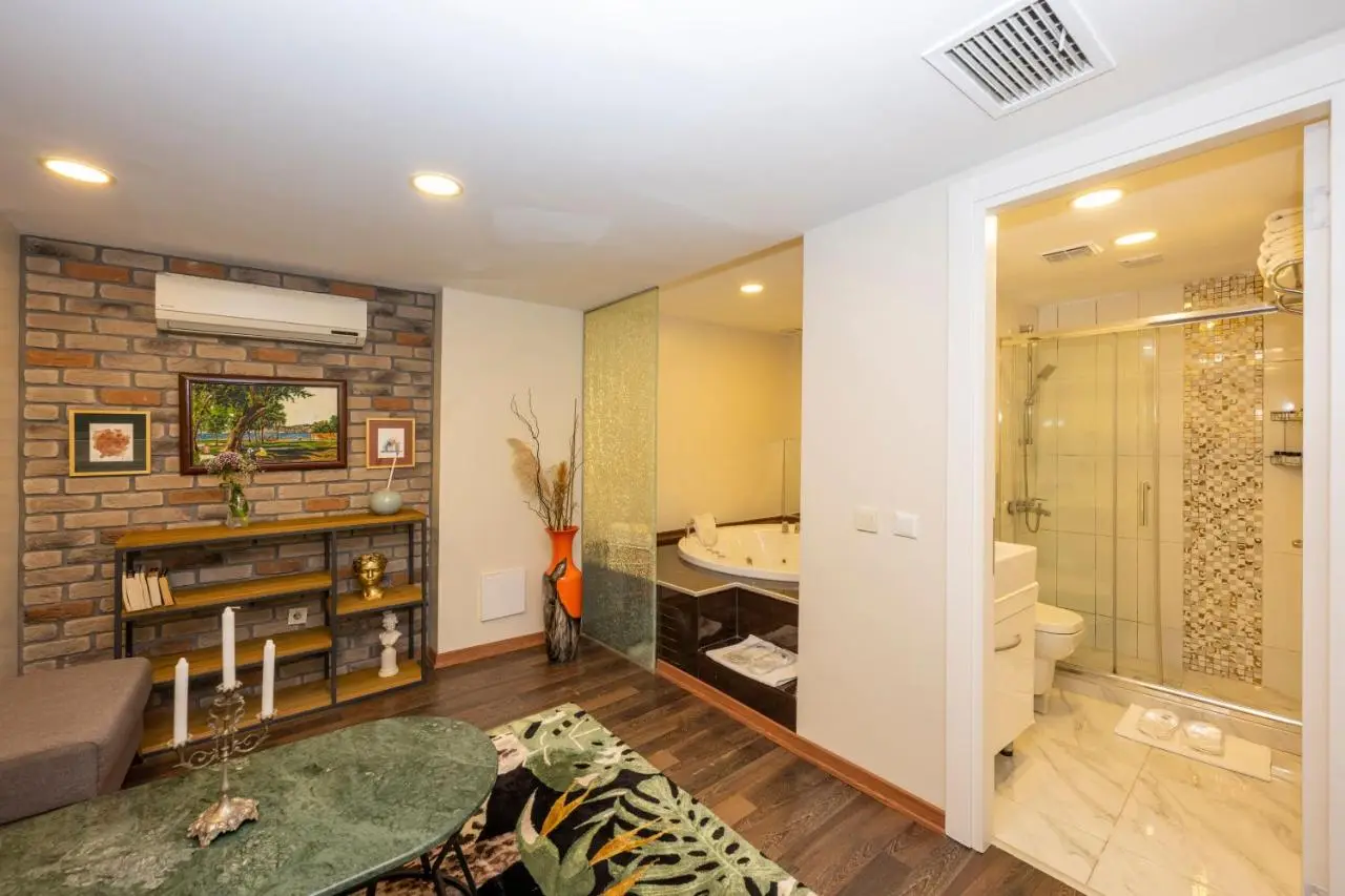 The Marions Suite - Central Comfortable Stay in Taksim