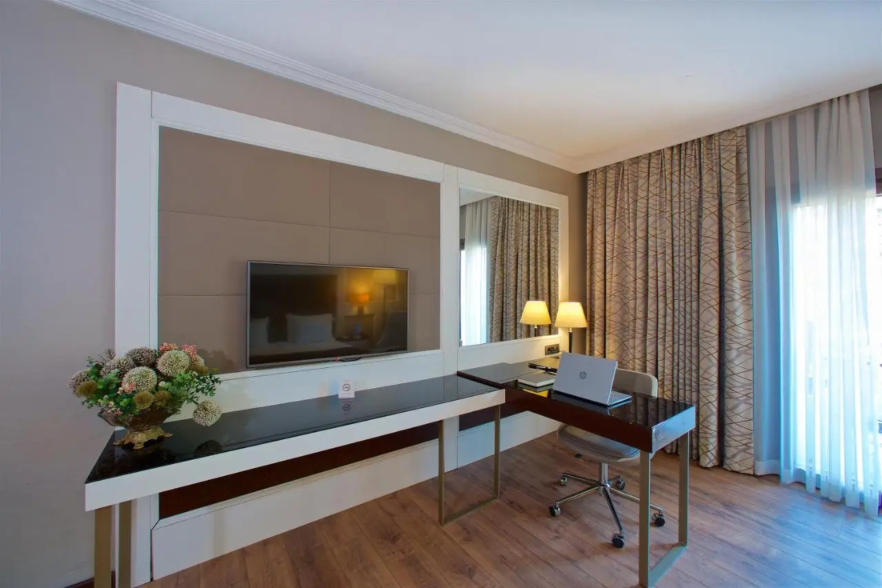 Ramada by Wyndham Istanbul Merter