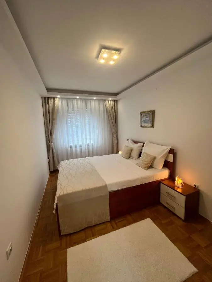 SASE Apartment