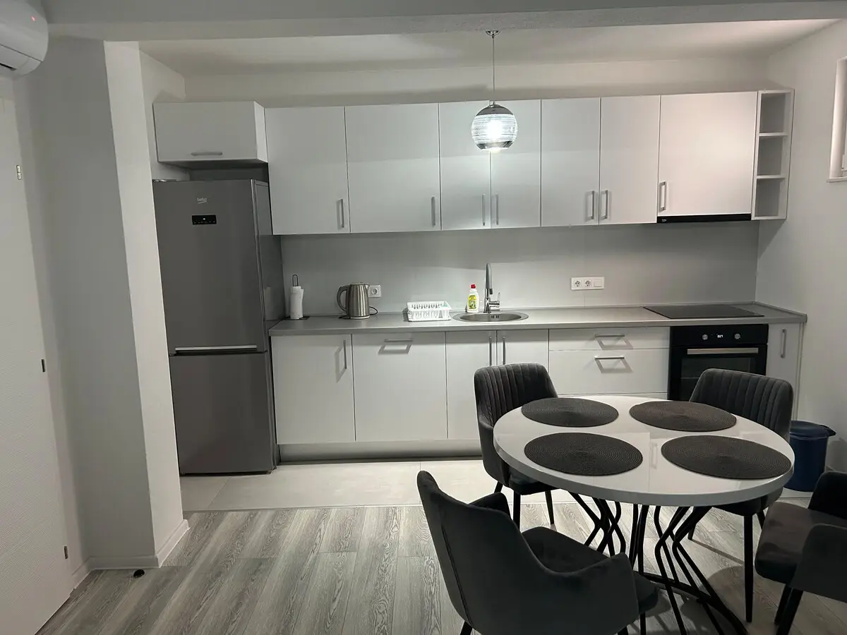 Apartment Sweet Holiday