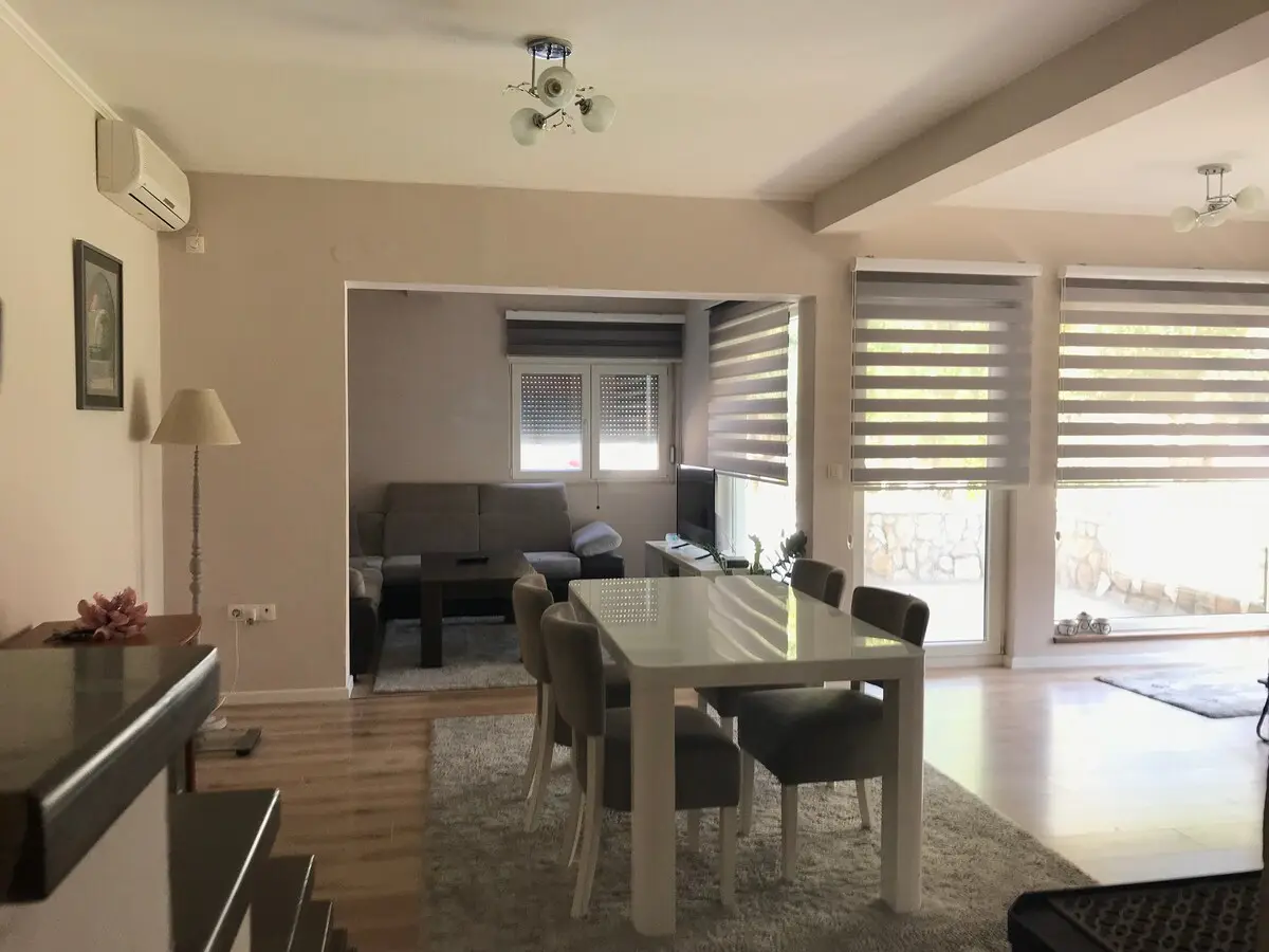 Villa Residence