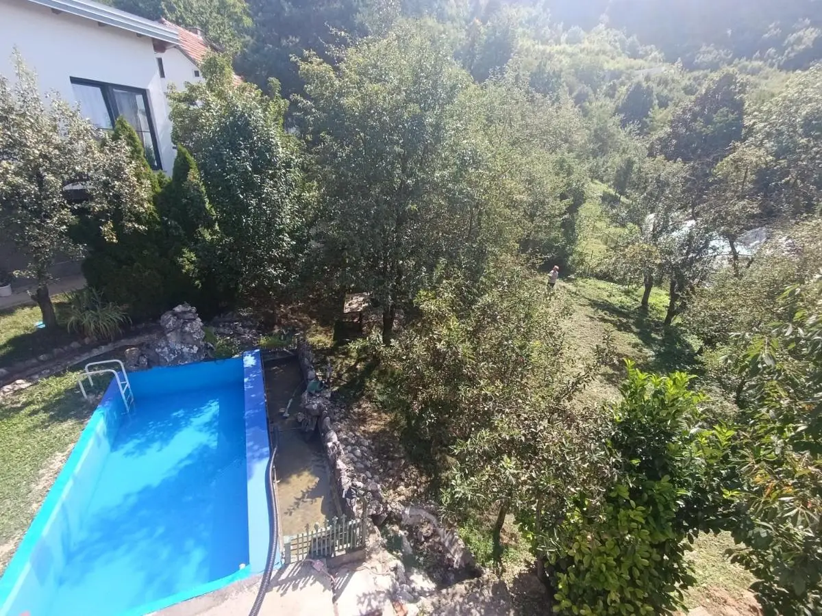 Sarajevo Hills-POOL&JACUZZI private garden Home-Near Old Town