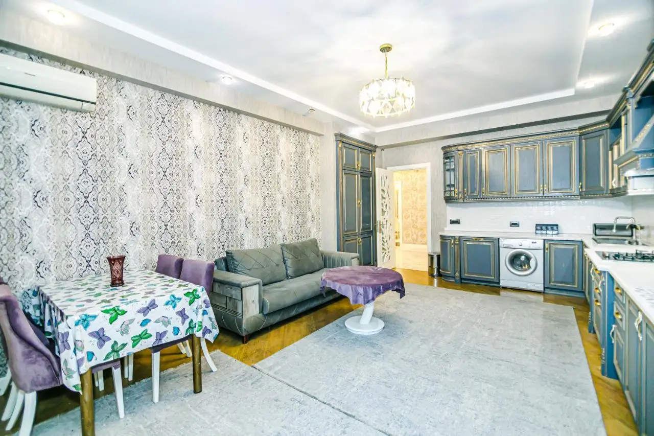 Luxury AMOR Sea View Nizami street
