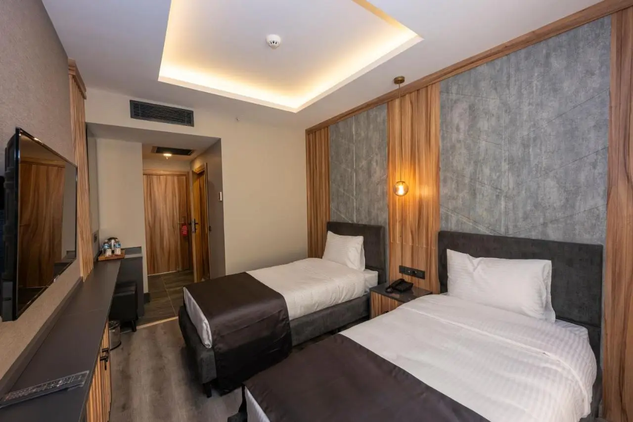 The Nirvanas Hotel
