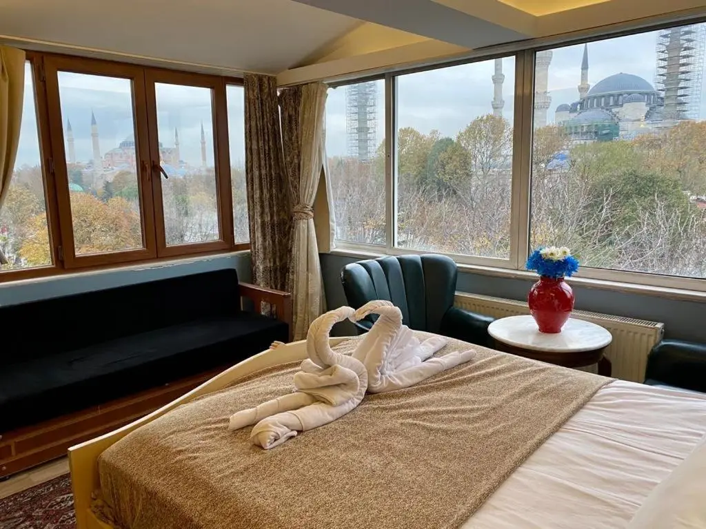 Optimist Hotel