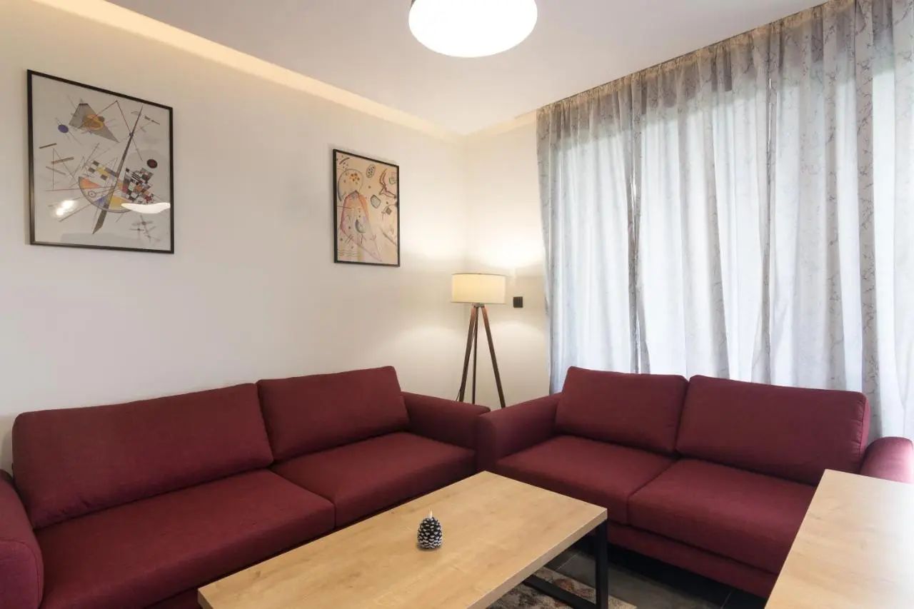 Deluxe Feliciano Apartments