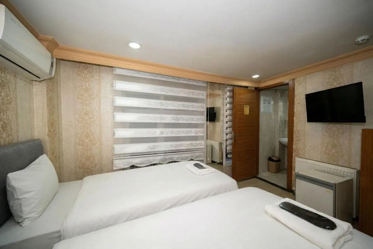 Maxwell Hotel