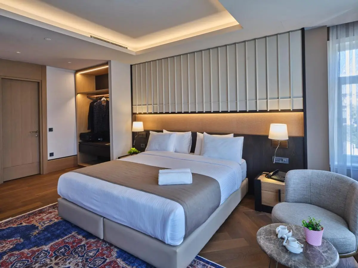 Four-G Hotel Premium