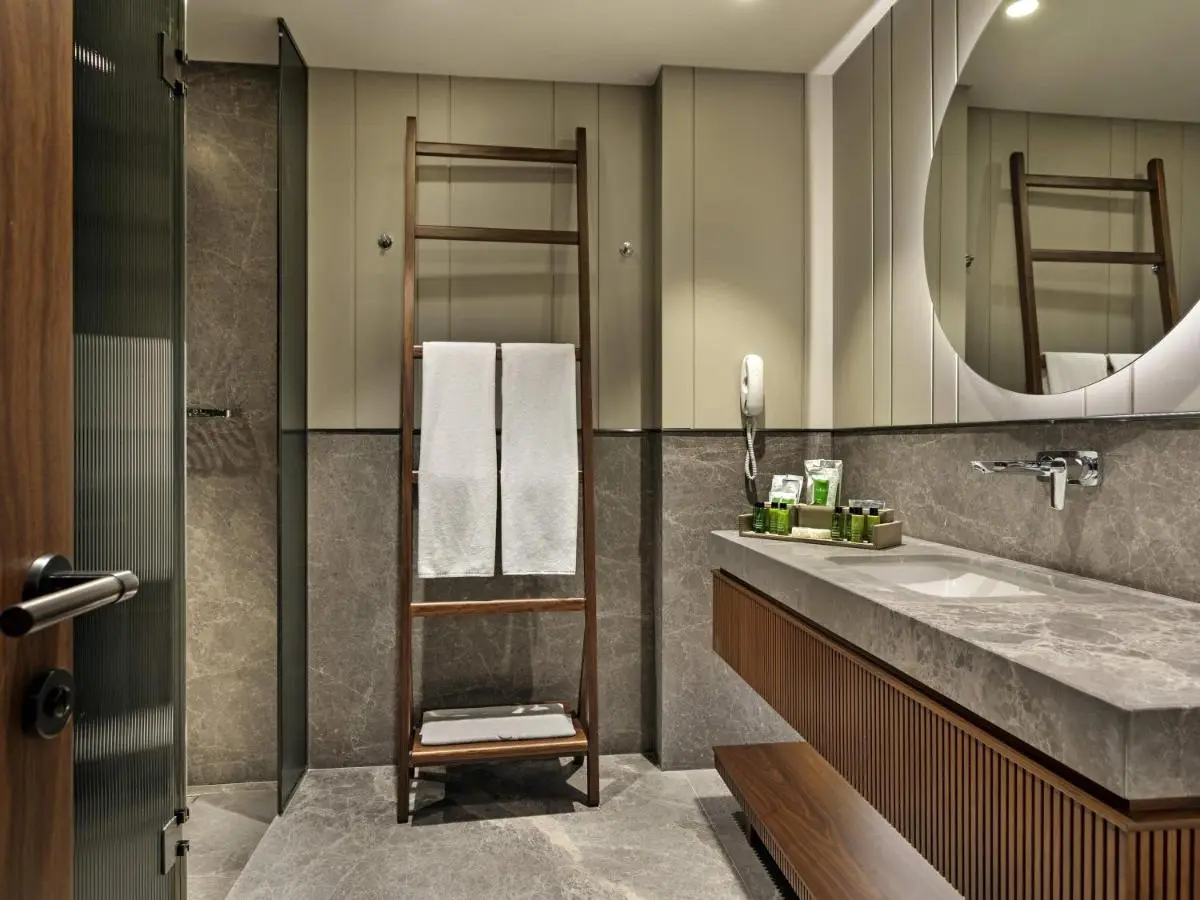 Rixos Sungate - The Land of Legends Access