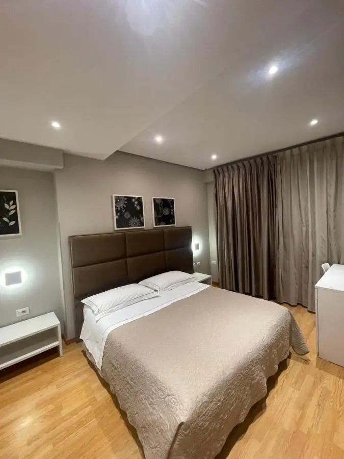 Hotel Oresti Center
