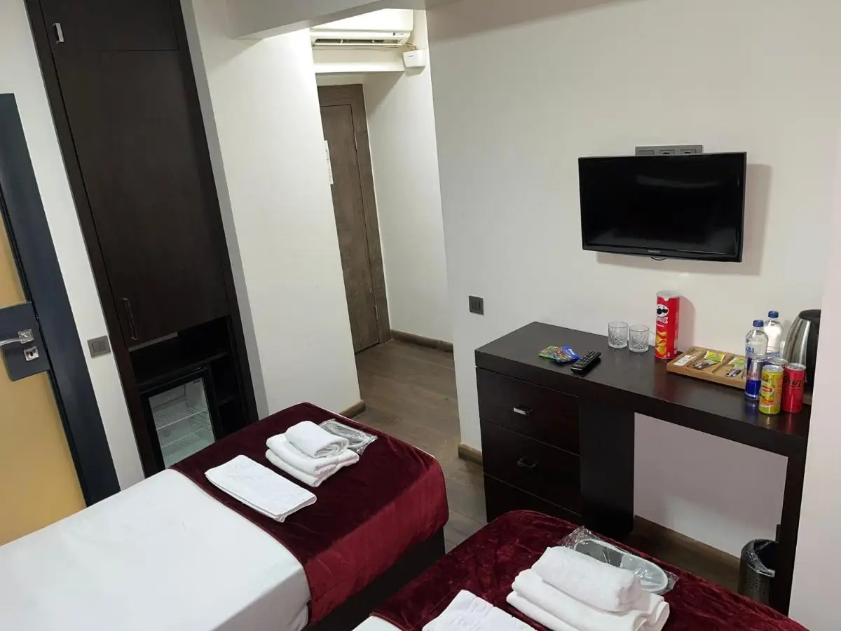 Pandora Hotel