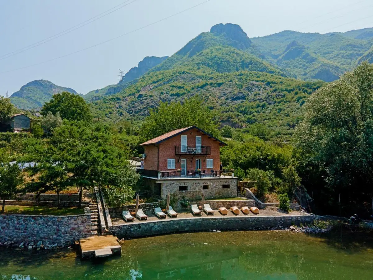 Borealis Guest House