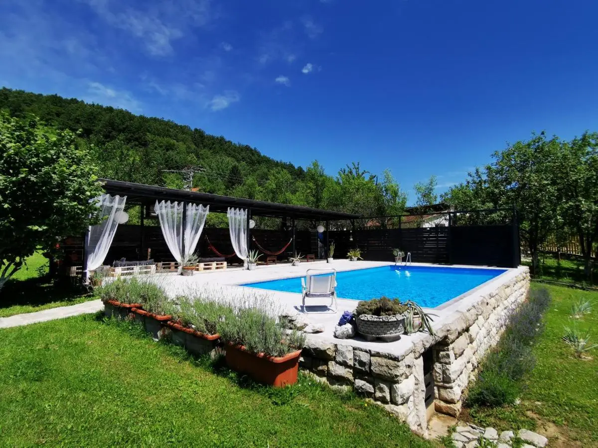 Mila Holiday Home