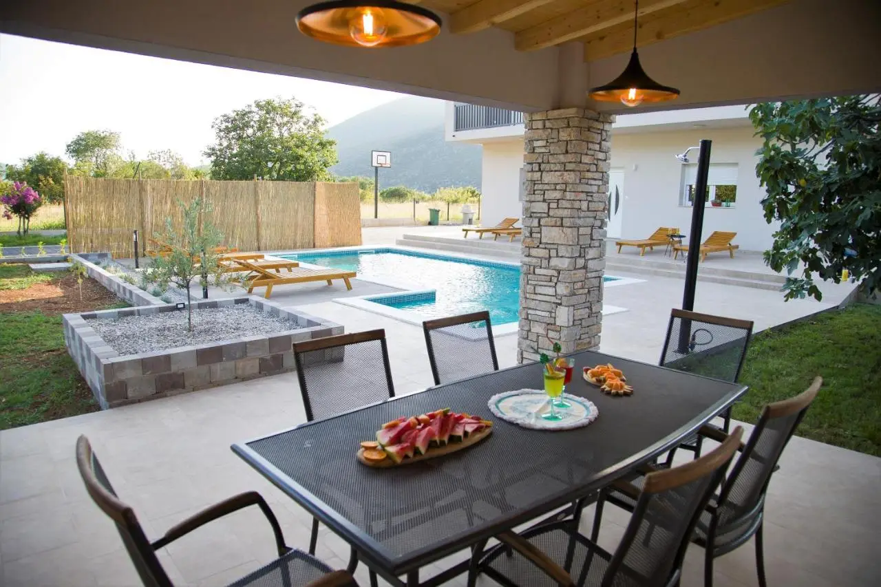 Villa Village Mostar