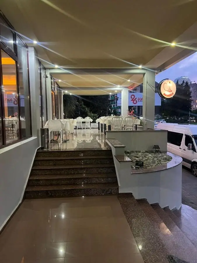 HOTEL L - Bakuri