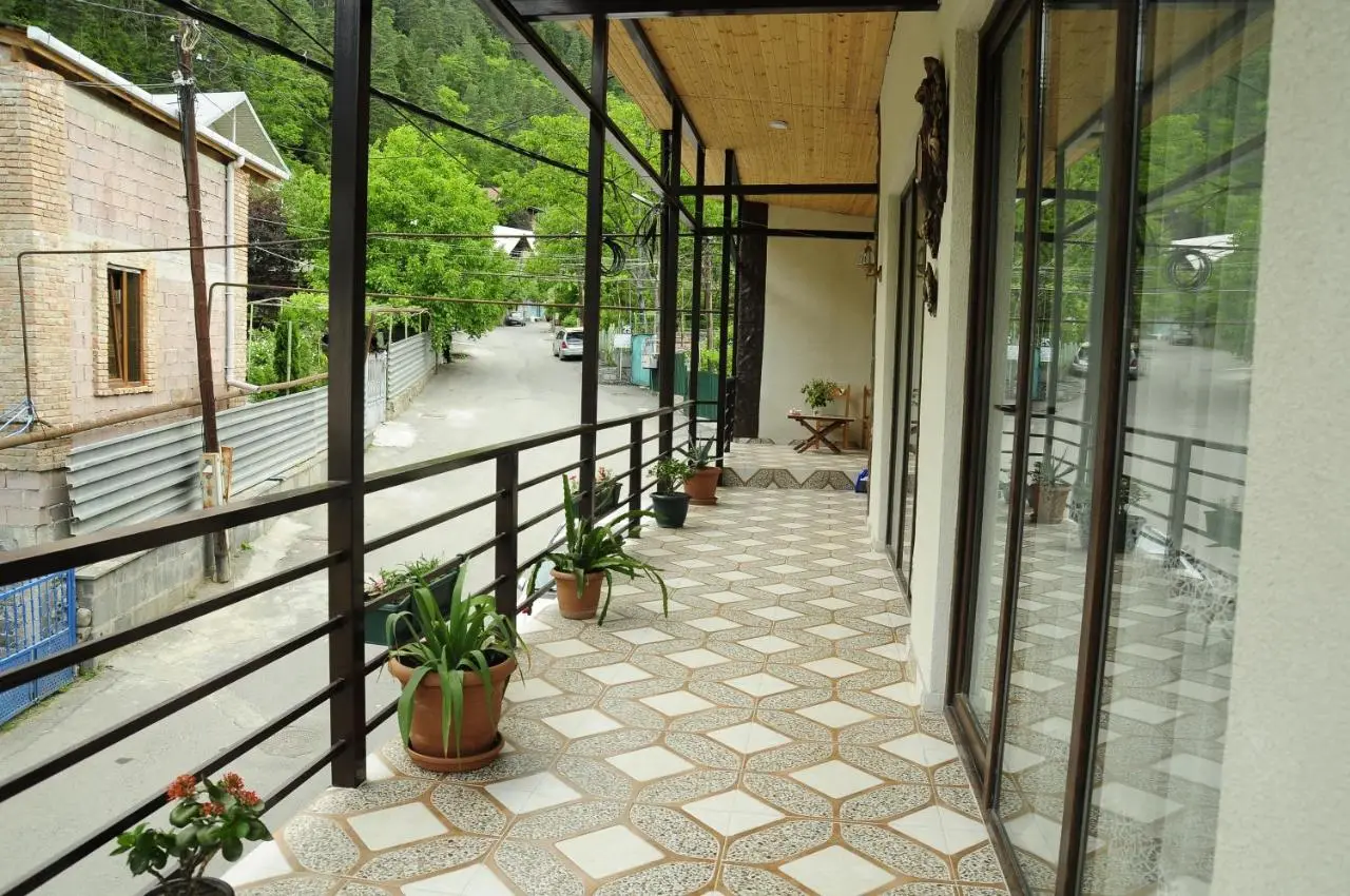 Guest House IVO