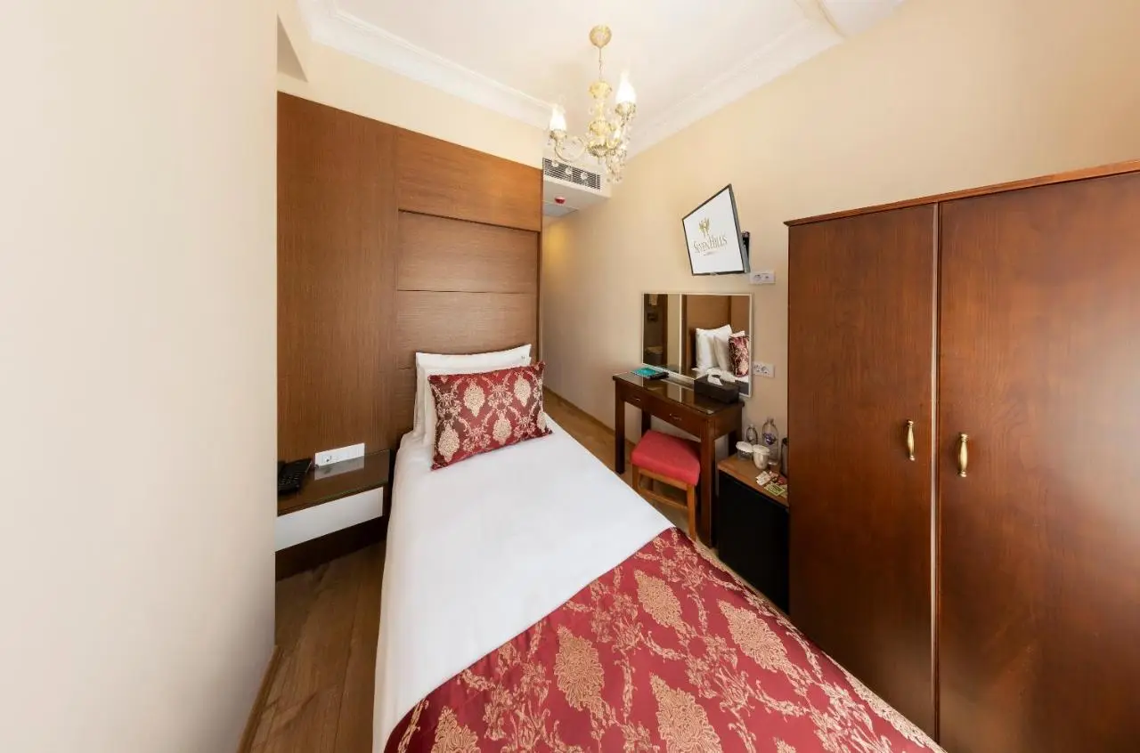 Seven Hills Boutique Hotel