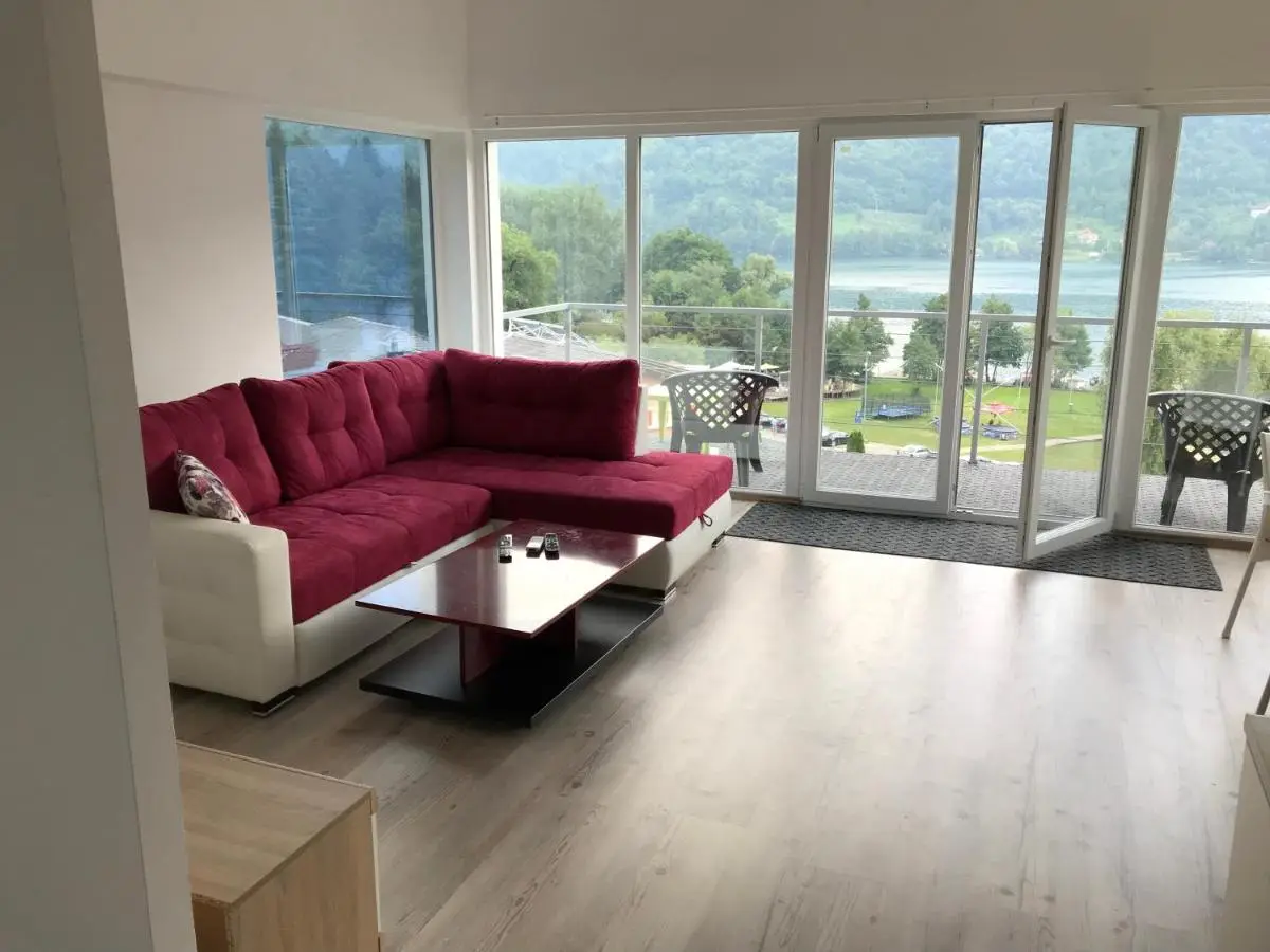 Royal Town Luxury with Panoramic View Wake up to breathtaking lake views and pure tranquility
