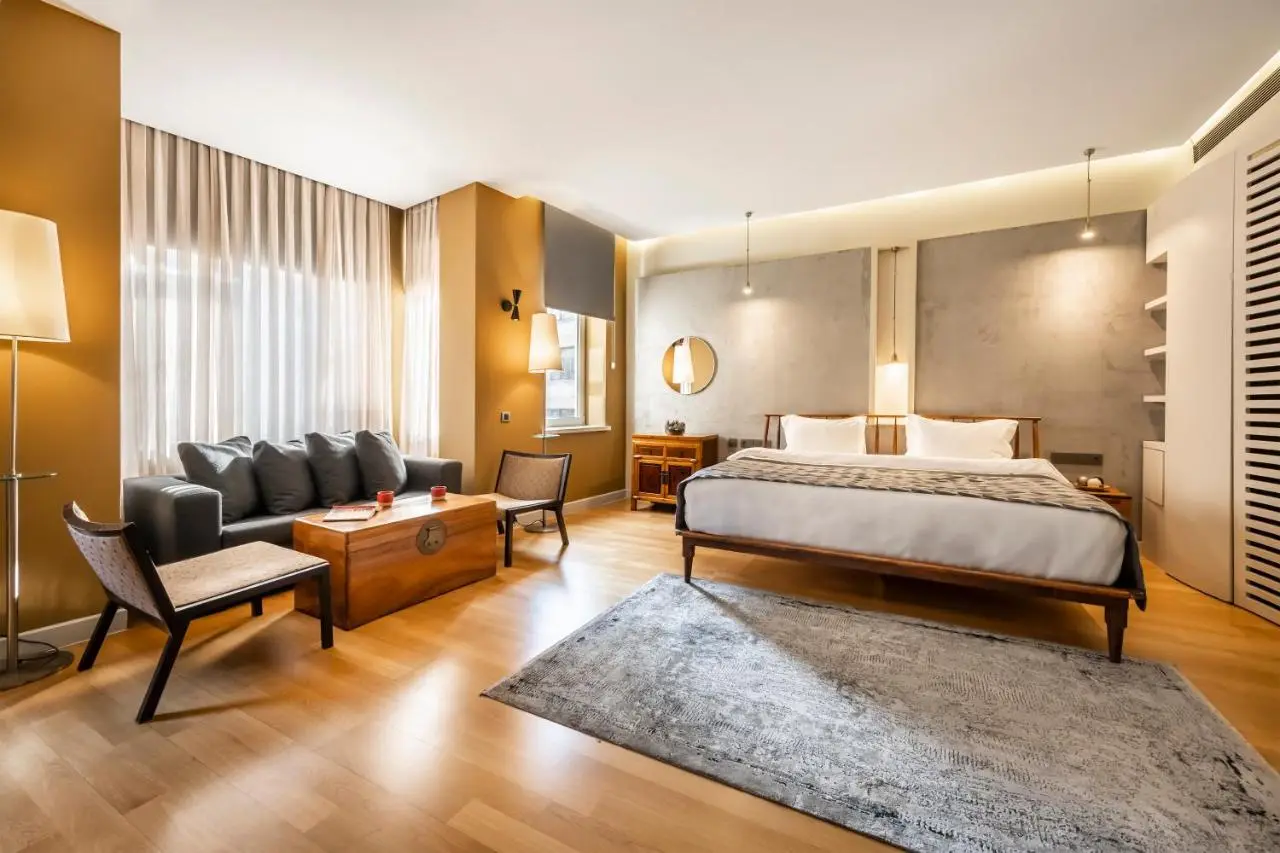 Ansen Hotel and Suites