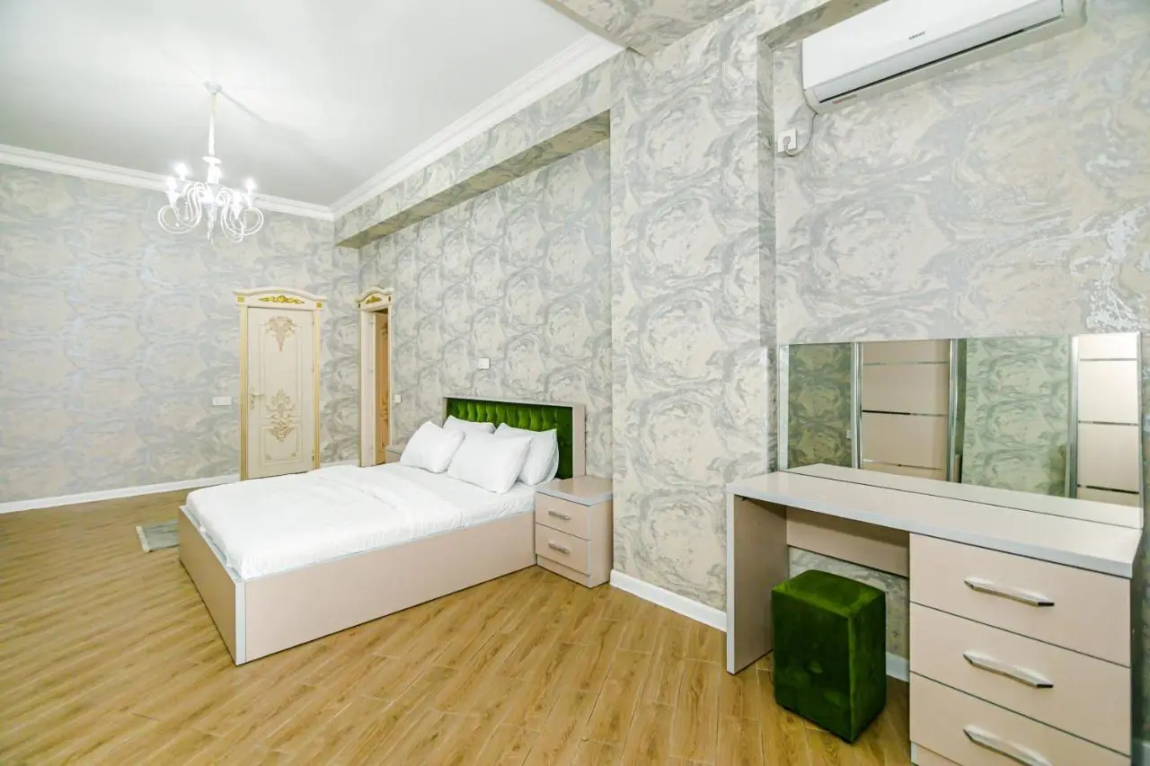 PILOT Luxury Apartment in Nizami street