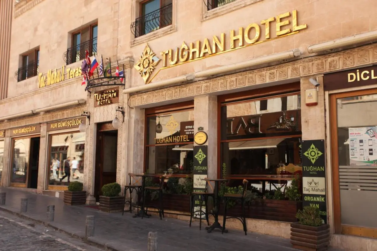 Tuğhan Hotel