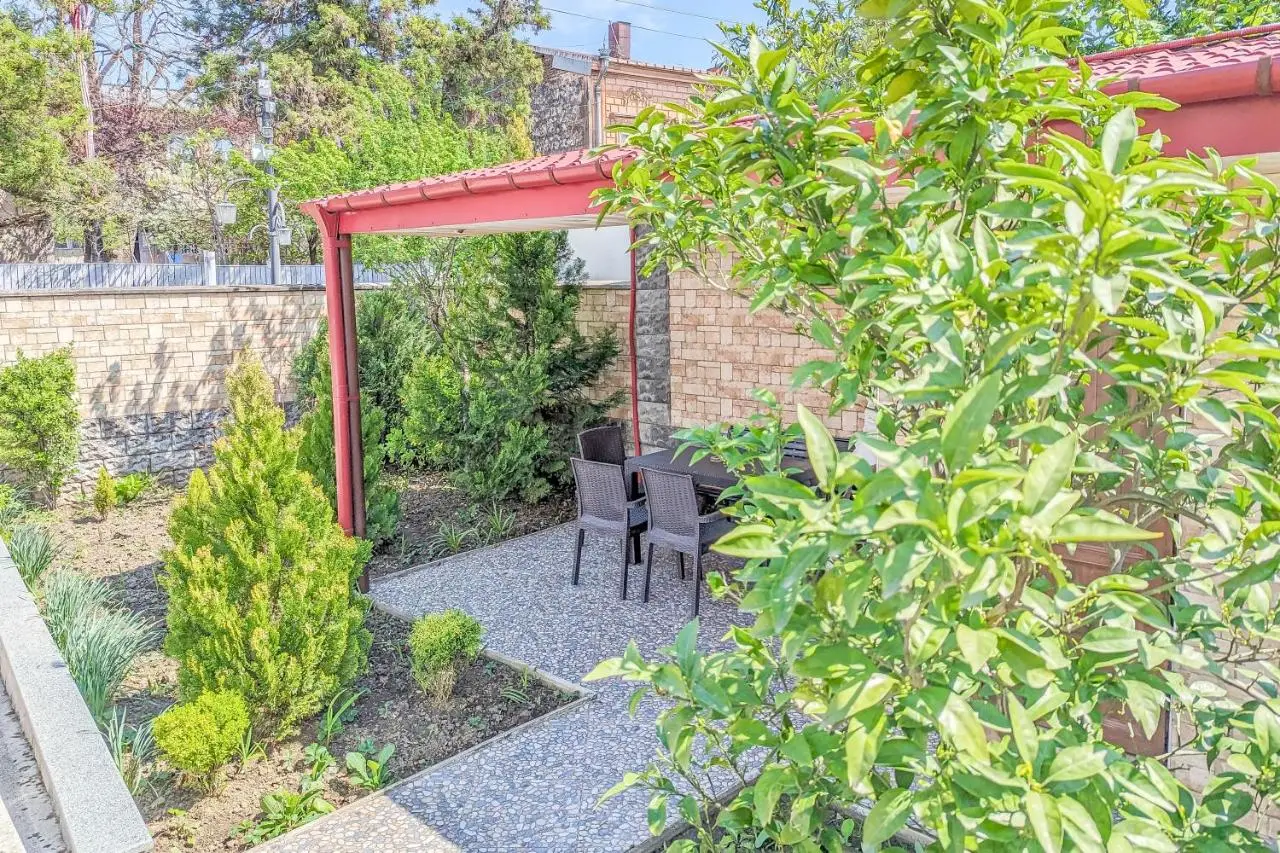 Guest House Sector 30