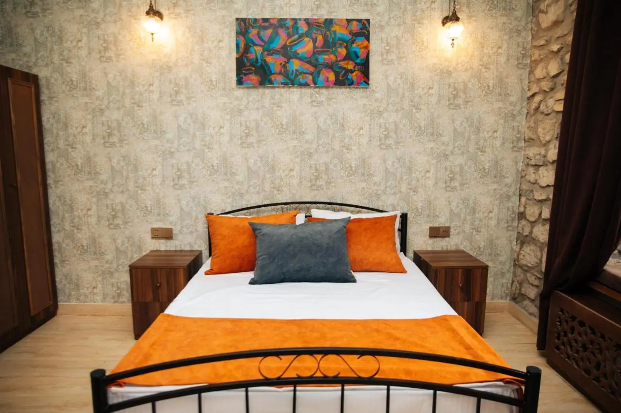 Art Hotel by ABAD Guest