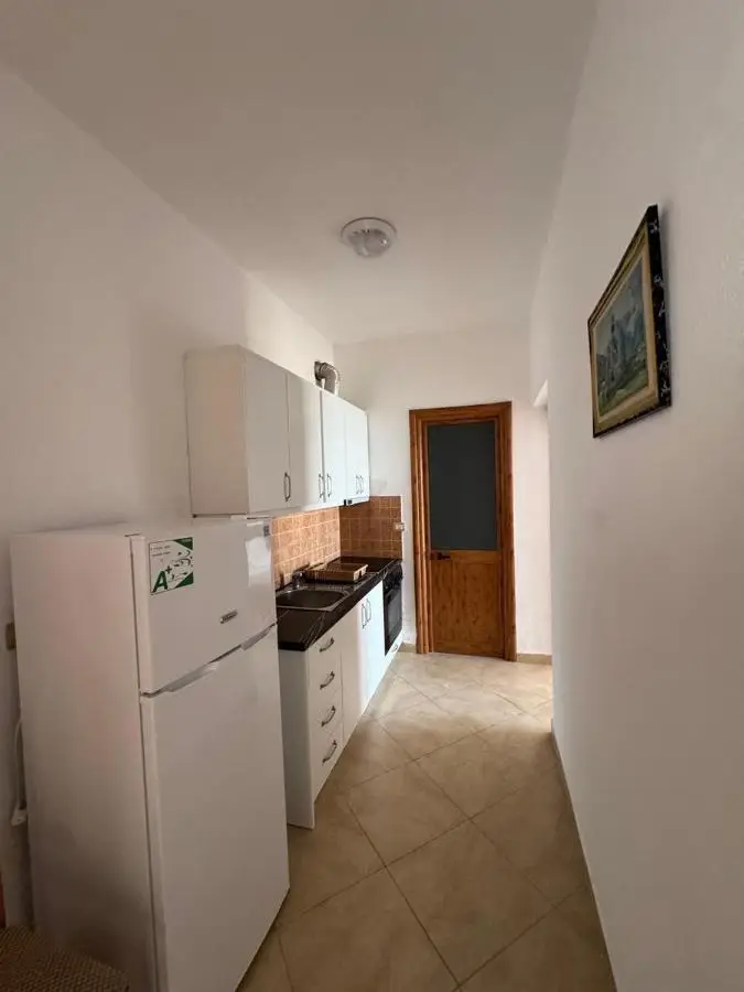 Redi's Seaview Apartments