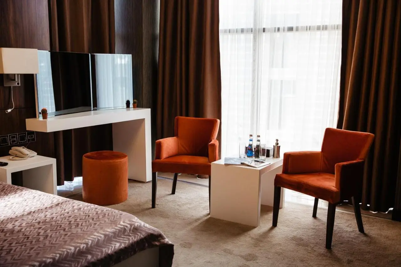 Hillmond Hotel