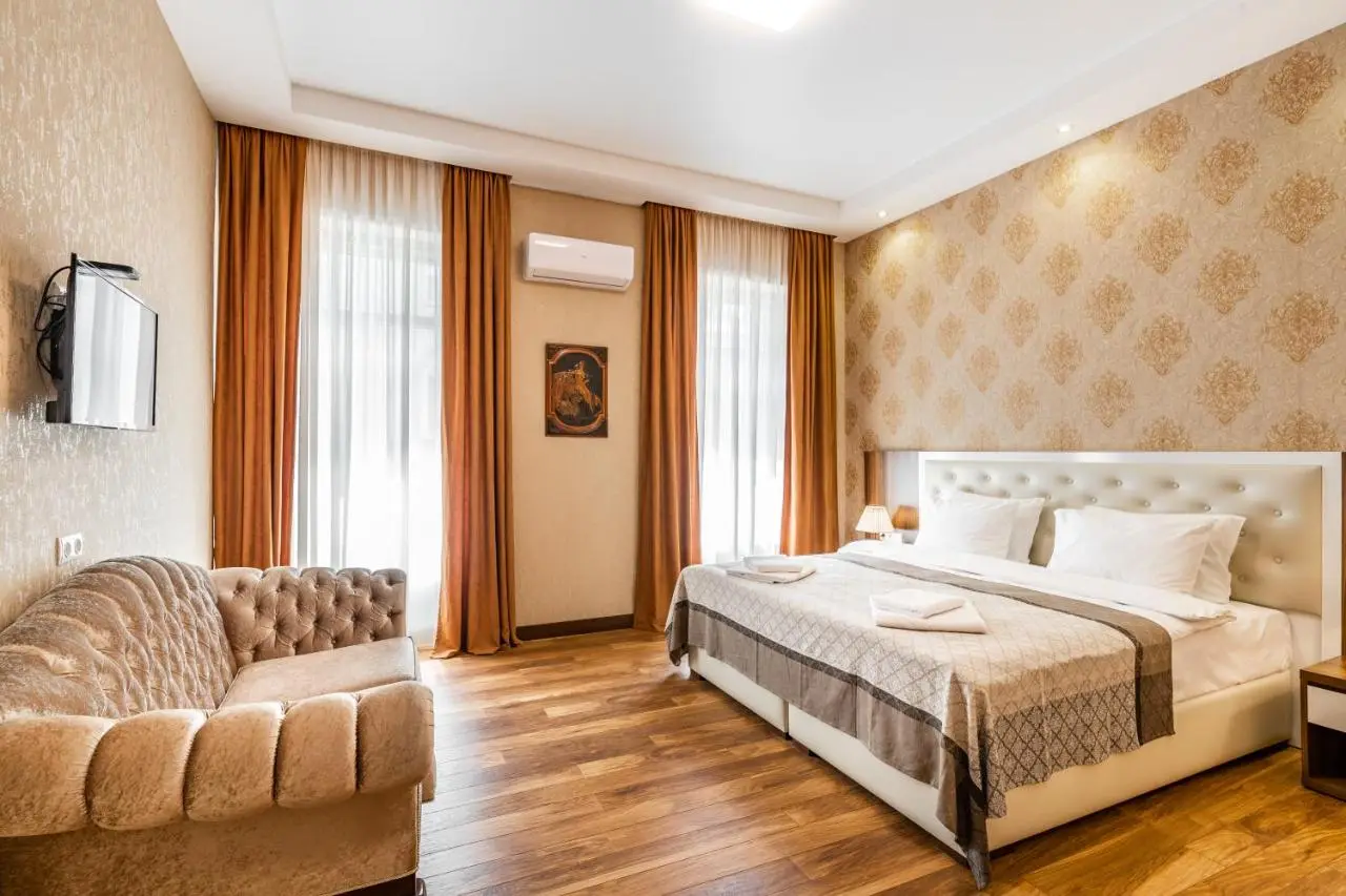 Ornament Hotel