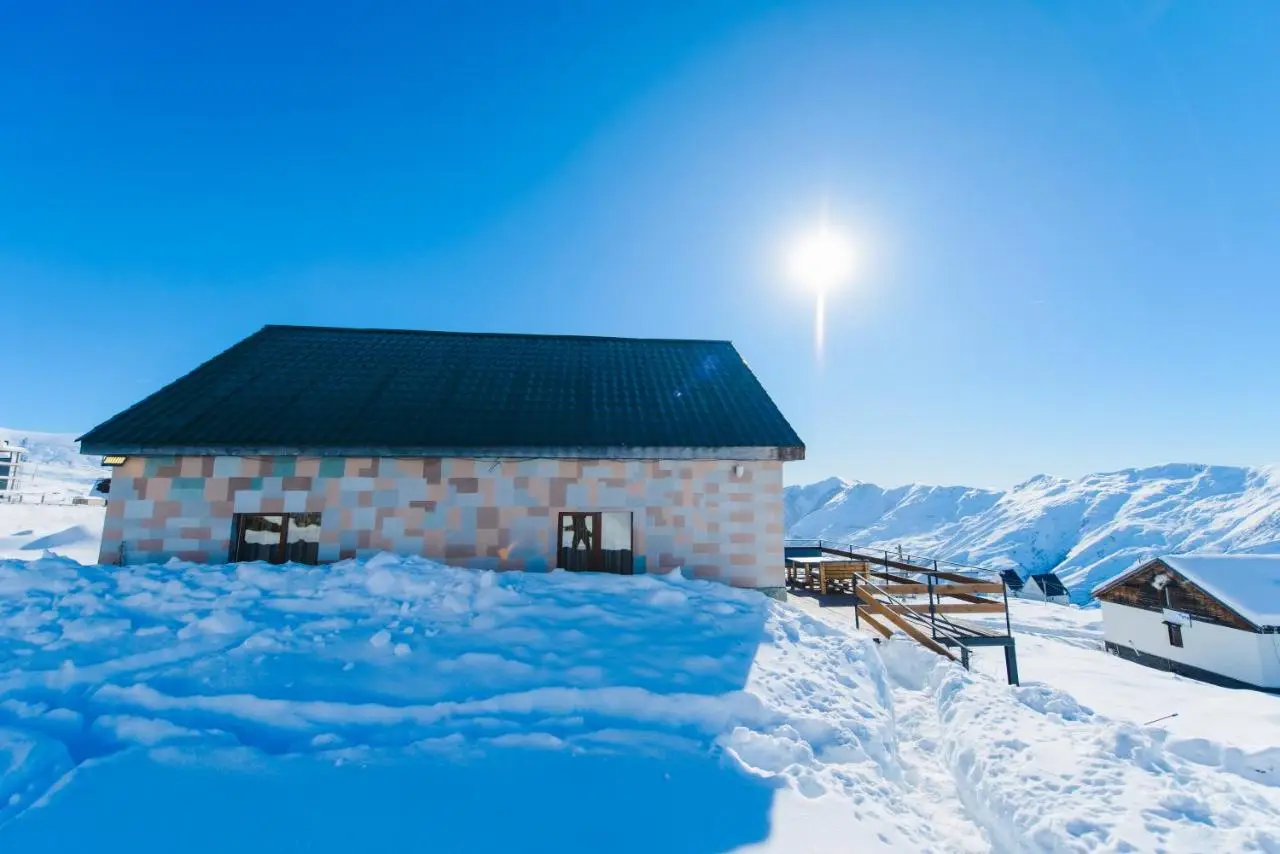Gudauri private cottage