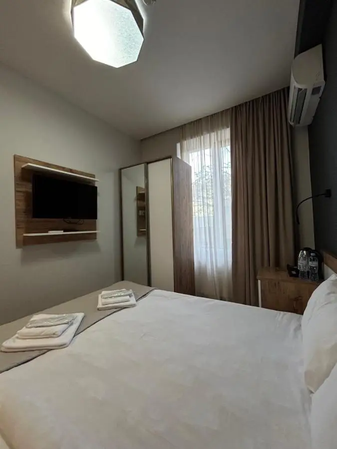 10 KEYS Boutique Hotel