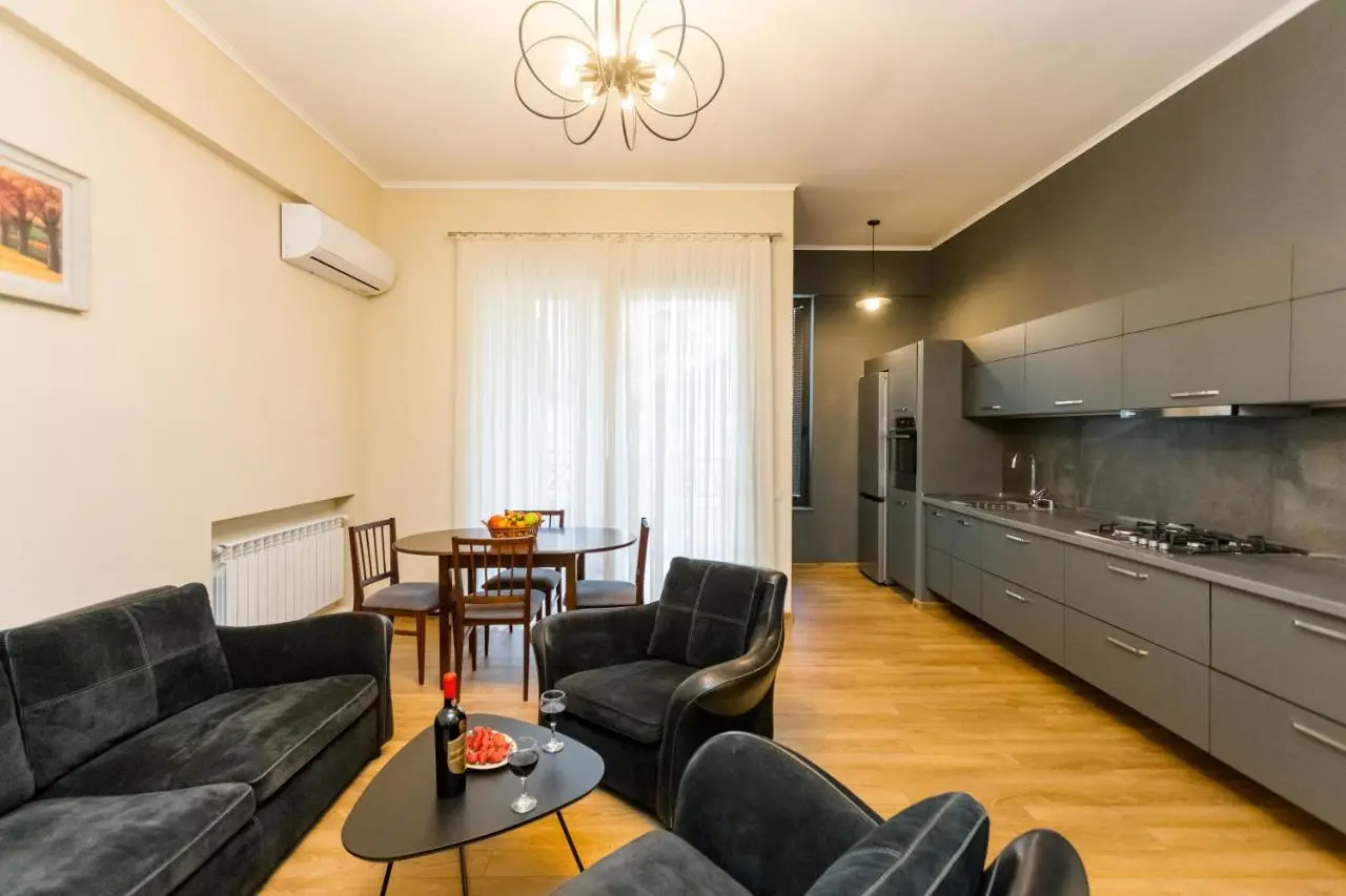 Comfy Home V